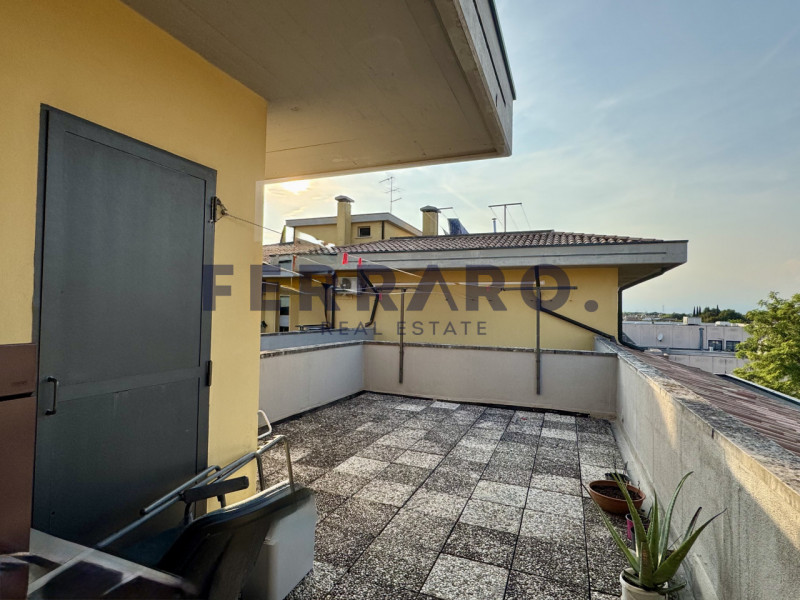 Immagine 10 di Appartamento in vendita  in Via Giovanni Comisso a Paese