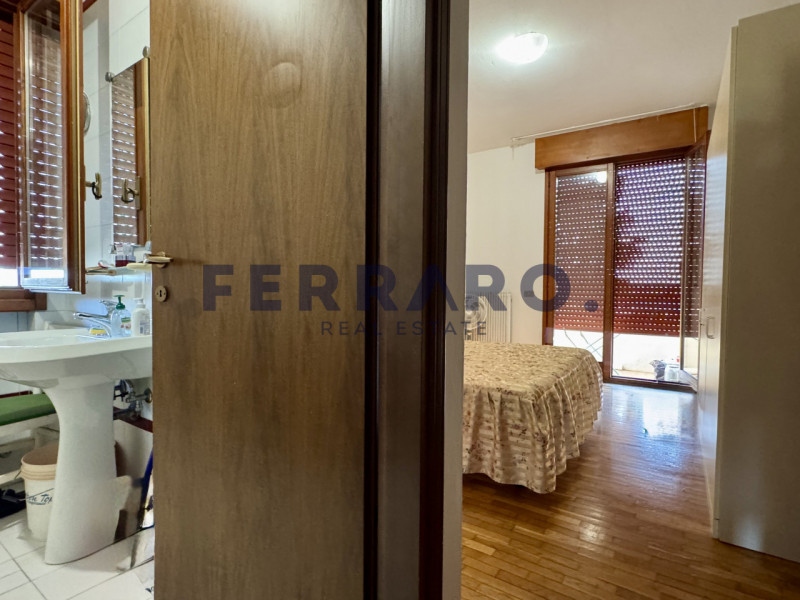 Immagine 13 di Appartamento in vendita  in Via Giovanni Comisso a Paese