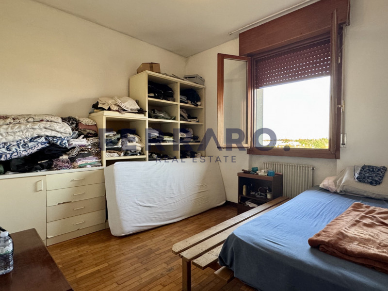 Immagine 17 di Appartamento in vendita  in Via Giovanni Comisso a Paese