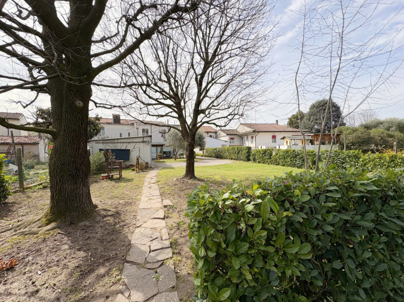 Immagine 10 di Casa indipendente in vendita  in VIA VILLANOVA a San Bonifacio