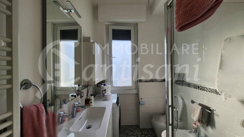 Immagine 11 di Appartamento in vendita  in via san biagio a petriolo 14 a Firenze