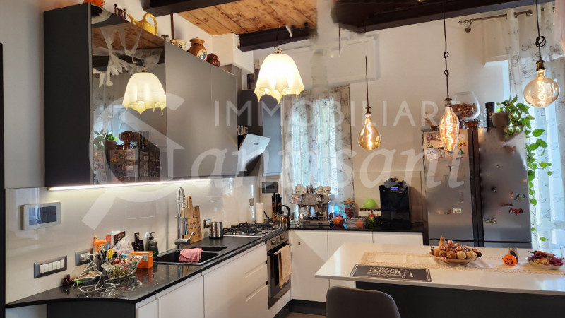 Immagine 13 di Appartamento in vendita  in via san biagio a petriolo 14 a Firenze