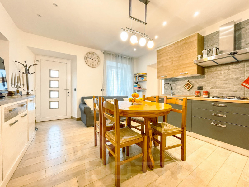 Immagine 4 di Villetta a schiera in vendita  in VICOLO S.ANTONIO C 6 a Briga Novarese