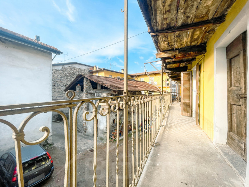 Immagine 11 di Villetta a schiera in vendita  in VICOLO S.ANTONIO C 6 a Briga Novarese