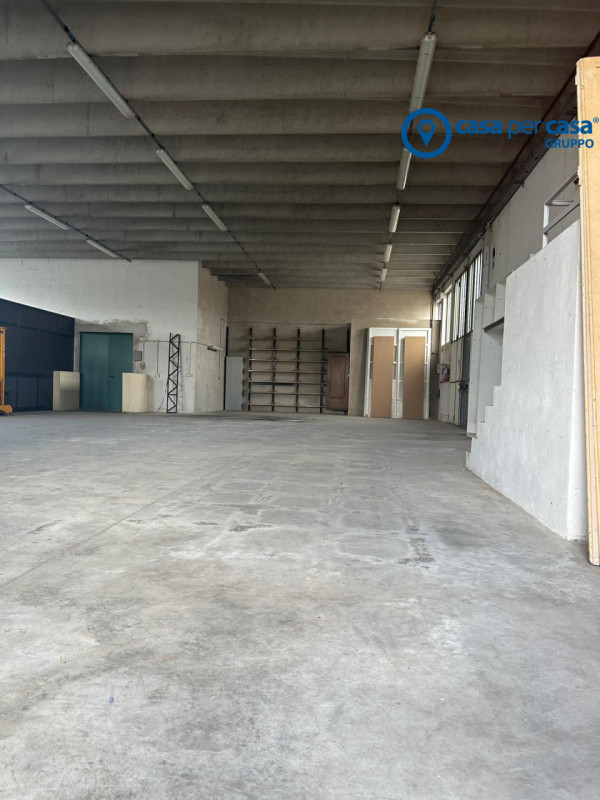 Immagine 2 di Capannone industriale in vendita  in Via Giuseppe di Vittorio a Cerea