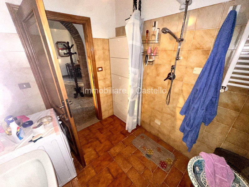 Immagine 17 di Casa indipendente in vendita  in Località Frattavecchia a Castiglione Del Lago