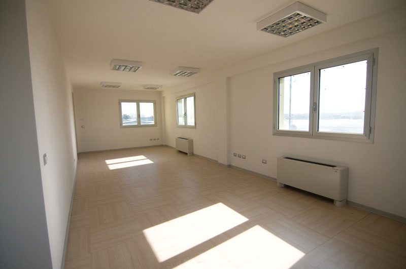 Immagine 2 di Ufficio in affitto  in via Bonazzi , Castelmaggiore a Castel Maggiore