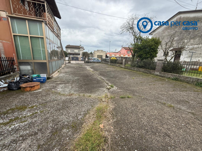 Immagine 22 di Appartamento in vendita  in Papozze Via Gramsci a Papozze