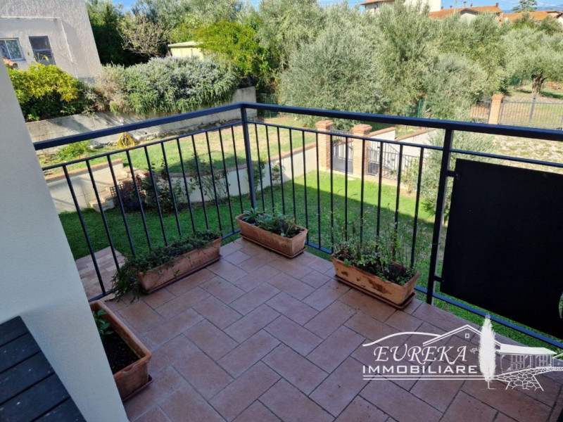 Immagine 20 di Appartamento in vendita  in via roma 152 a Castiglione Del Lago