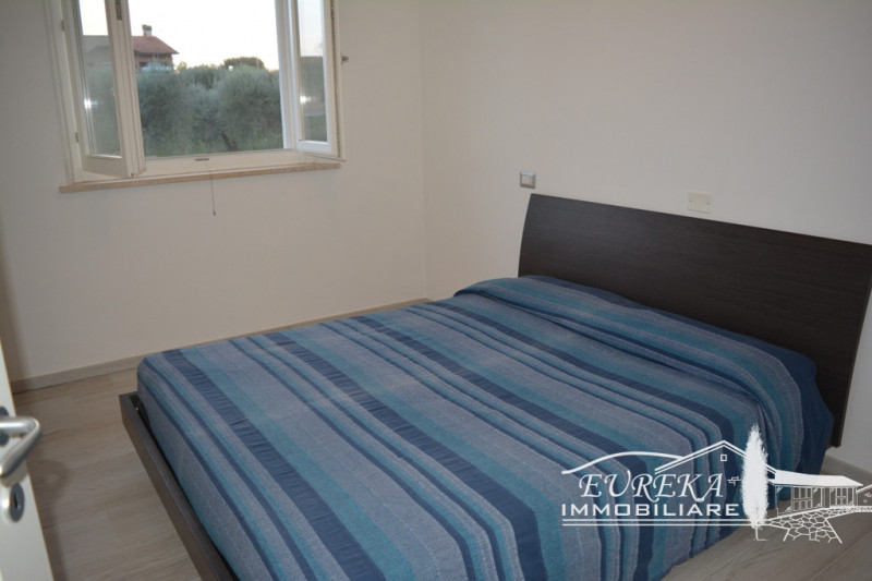 Immagine 48 di Appartamento in vendita  in via roma 152 a Castiglione Del Lago