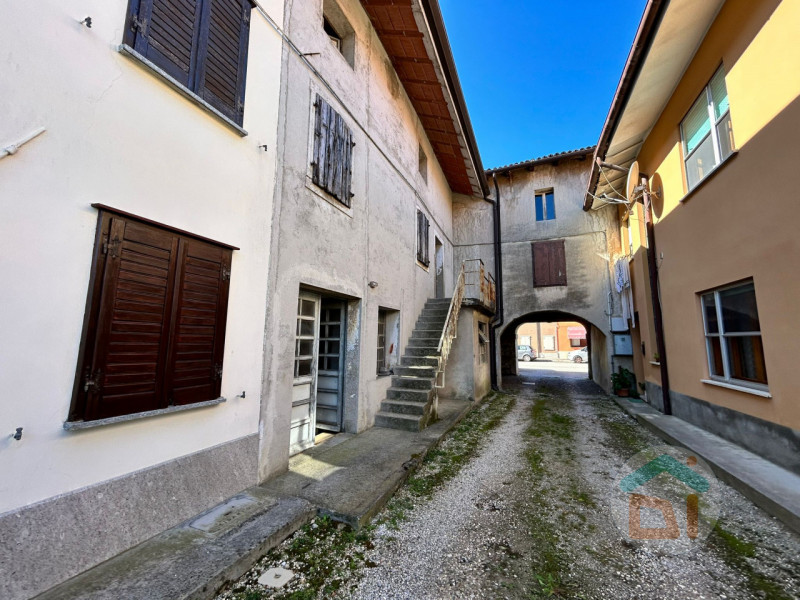 Immagine 18 di Casa indipendente in vendita  in VIA DANTE ALIGHIERI a Mariano Del Friuli