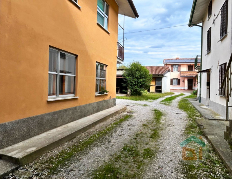 Immagine 19 di Casa indipendente in vendita  in VIA DANTE ALIGHIERI a Mariano Del Friuli