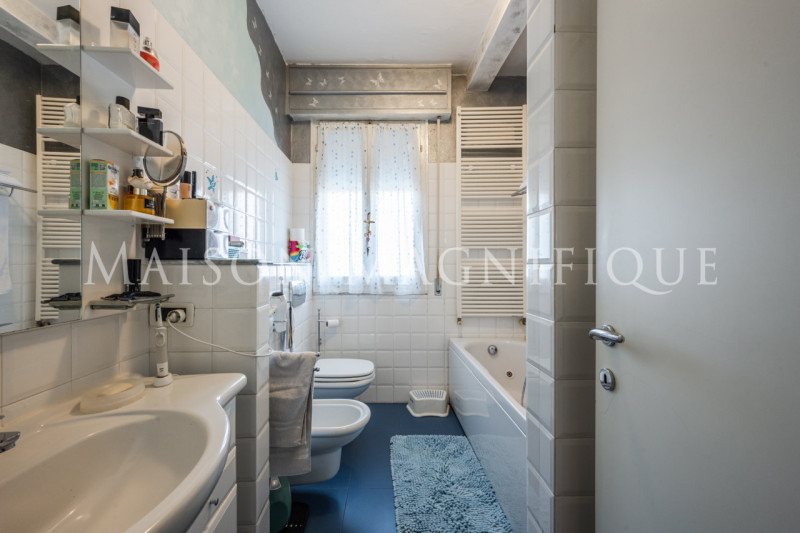 Immagine 15 di Appartamento in vendita  in Via Resistenza 14 a Comacchio