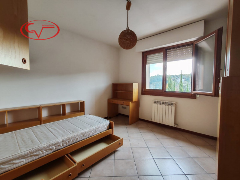 Immagine 13 di Appartamento in vendita  in Via di Vittorio a Cavriglia