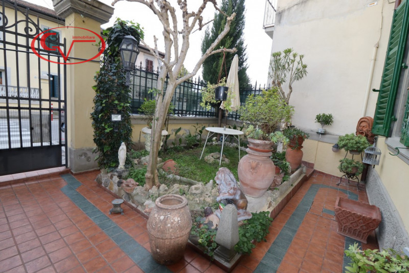 Immagine 3 di Villetta a schiera in vendita  in via ammiraglio burzagli a Montevarchi