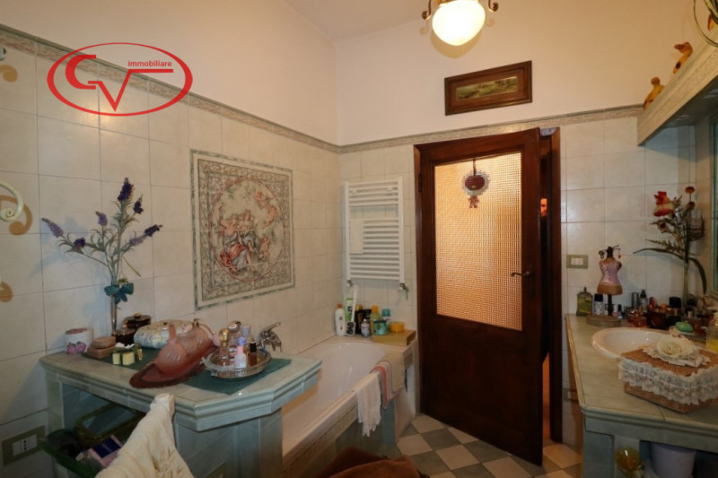 Immagine 30 di Villetta a schiera in vendita  in via ammiraglio burzagli a Montevarchi