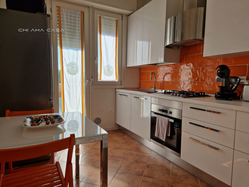 Immagine 13 di Appartamento in vendita  in Via Fermi a Vallefoglia