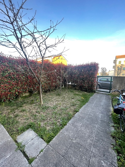 Immagine 3 di Villetta a schiera in vendita  a Campodarsego