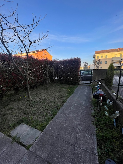 Immagine 11 di Villetta a schiera in vendita  a Campodarsego