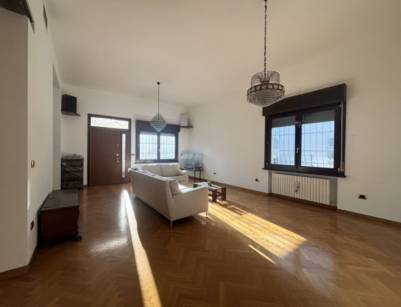 Immagine 2 di Appartamento in vendita  in VIA XXV APRILE, 40 a Sorbolo Mezzani