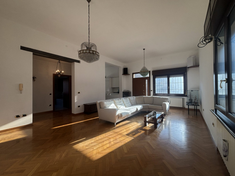 Immagine 9 di Appartamento in vendita  in VIA XXV APRILE, 40 a Sorbolo Mezzani