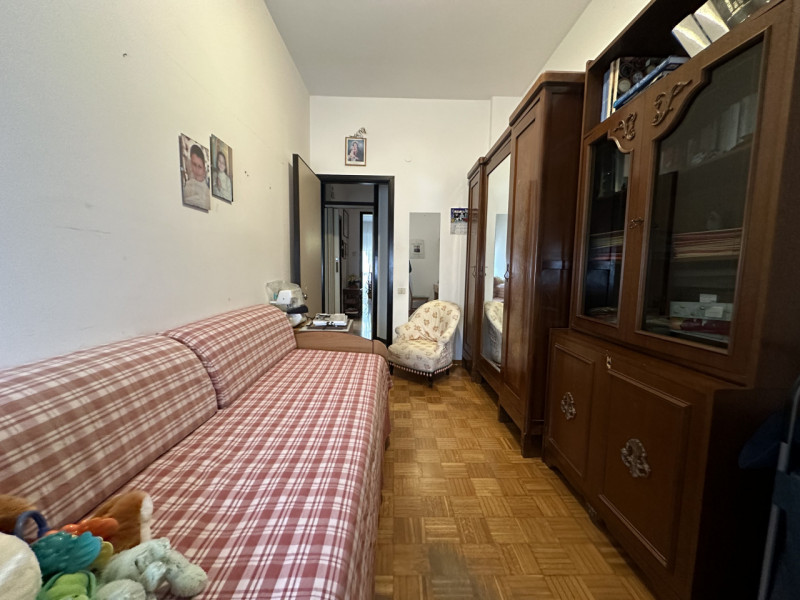 Immagine 16 di Appartamento in vendita  a Senigallia