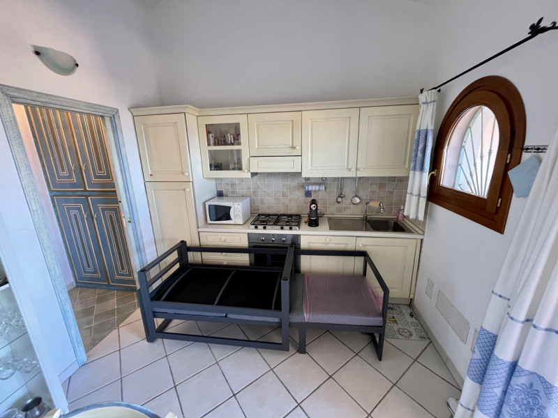 Immagine 8 di Villetta a schiera in vendita  a Loiri Porto San Paolo