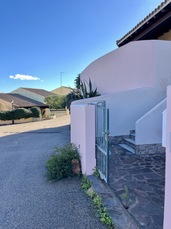 Immagine 26 di Villetta a schiera in vendita  a Loiri Porto San Paolo