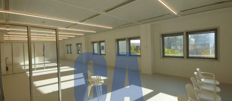 Immagine 4 di Ufficio in affitto  in VIALE PIERO E ALBERTO PIRELLI a Milano