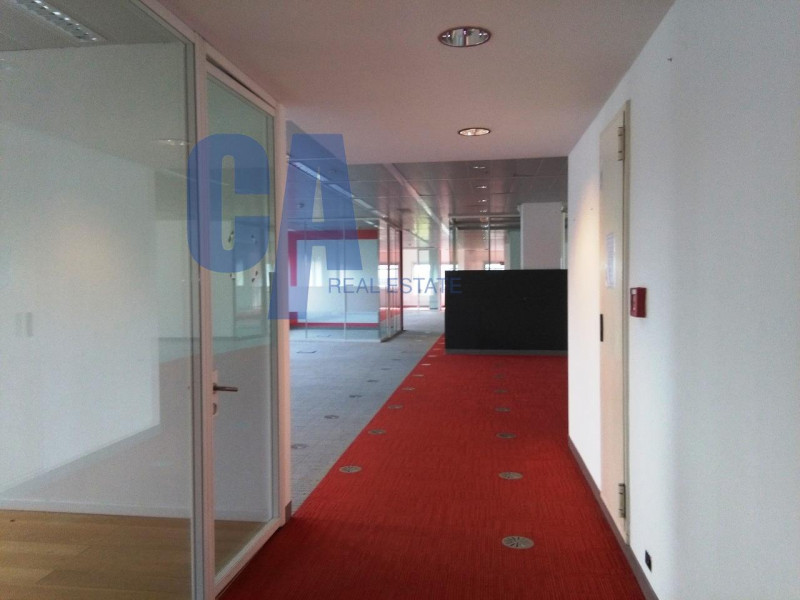 Immagine 18 di Ufficio in affitto  in VIALE PIERO E ALBERTO PIRELLI a Milano