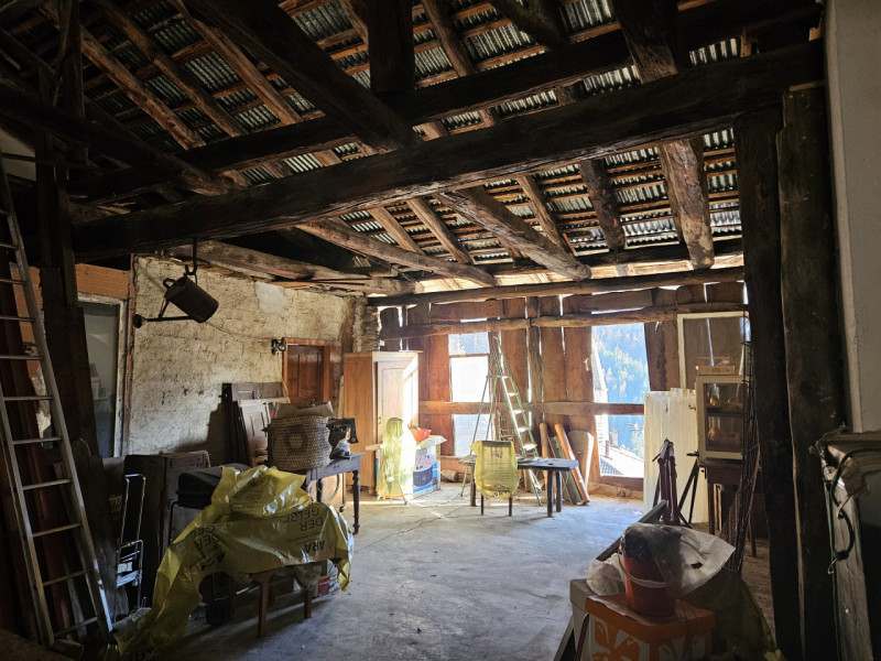 Immagine 2 di Rustico / casale in vendita  in Via di Solasna, n.36 a Caldes