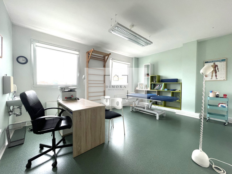 Immagine 5 di Ufficio in vendita  a Padova