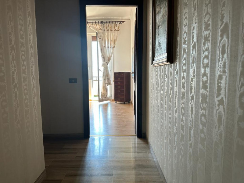 Immagine 12 di Appartamento in vendita  in Via Lanzone a Savona