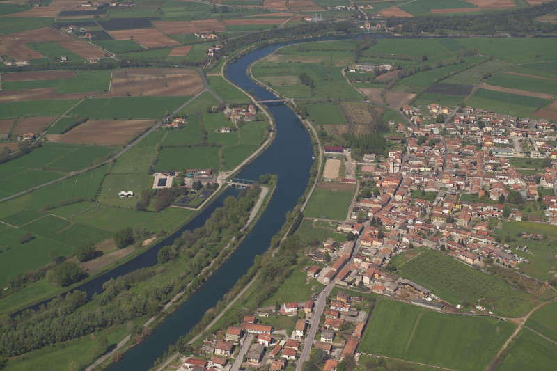 Immagine 5 di Terreno in vendita  a Valeggio Sul Mincio