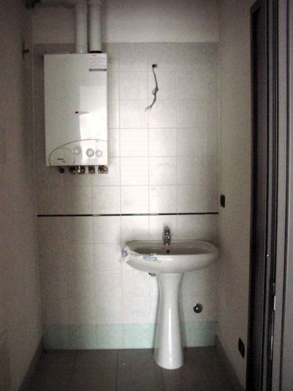 Immagine 14 di Laboratorio in vendita  in Via Misurina a Mestrino