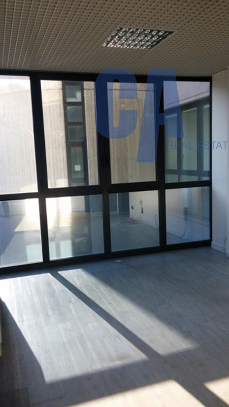 Immagine 2 di Ufficio in affitto  in VIA SILE a Milano