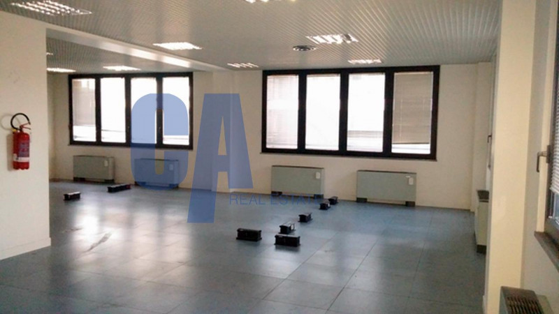 Immagine 20 di Ufficio in affitto  in VIA SILE a Milano