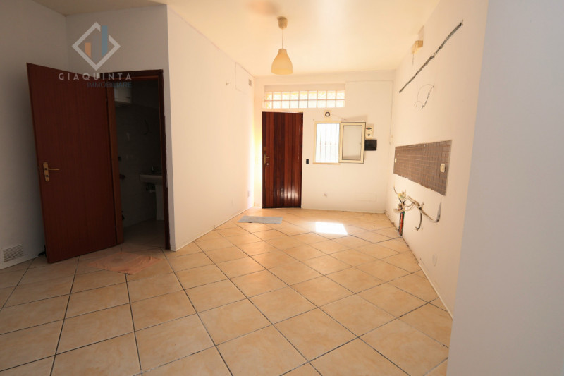 Immagine 5 di Appartamento in vendita  in Via Alessandro Manzoni n.05 a Palagonia