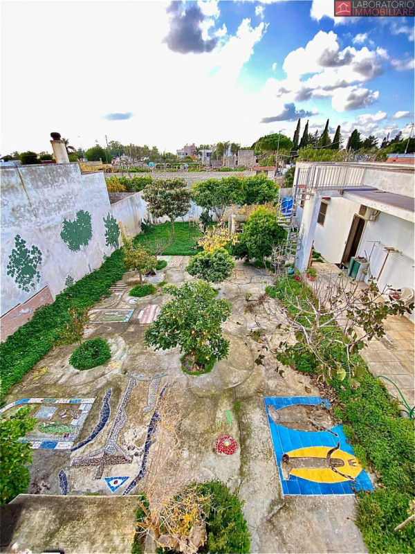 Immagine 5 di Casa indipendente in vendita  in Via Perugia a Lecce