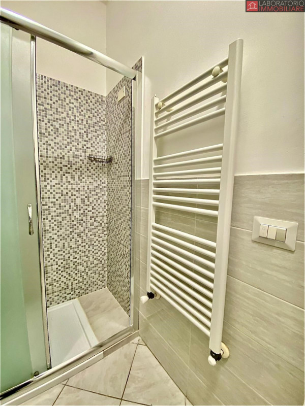 Immagine 31 di Casa indipendente in vendita  in Via Perugia a Lecce