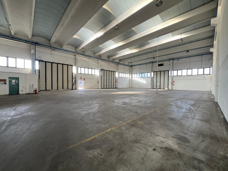 Immagine 3 di Capannone industriale in affitto  in Corso Venezia, 1 a San Bonifacio