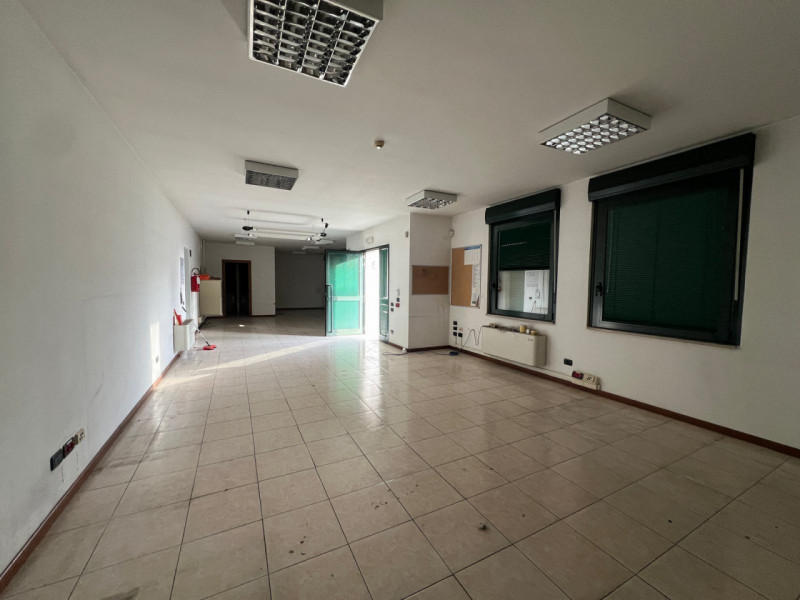 Immagine 9 di Capannone industriale in affitto  in Corso Venezia, 1 a San Bonifacio