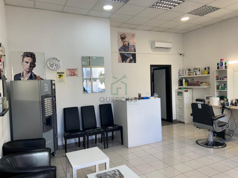 Immagine 2 di Negozio in vendita  in via ospedale vecchio a San Bonifacio
