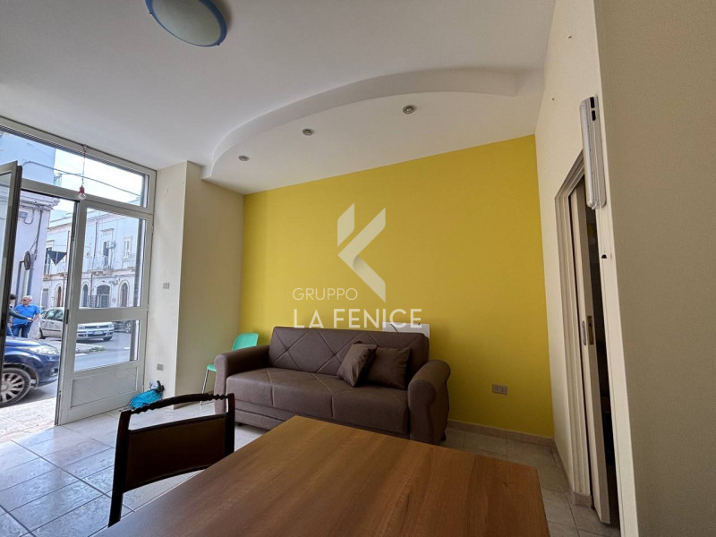 Immagine 11 di Casa indipendente in vendita  in Via Armando Diaz a Martina Franca