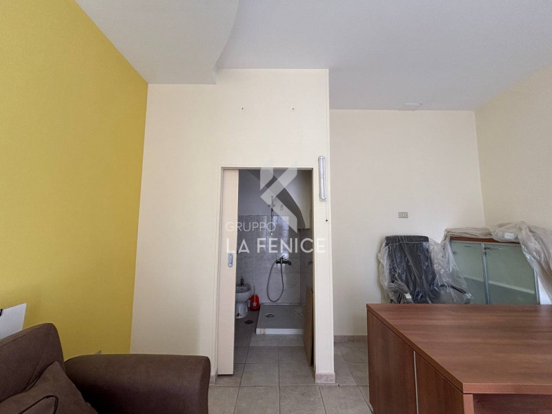 Immagine 13 di Casa indipendente in vendita  in Via Armando Diaz a Martina Franca