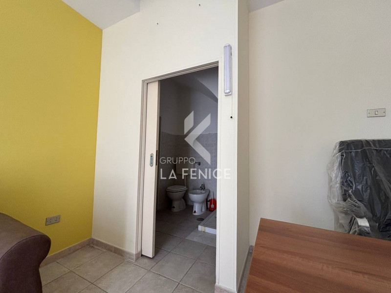 Immagine 14 di Casa indipendente in vendita  in Via Armando Diaz a Martina Franca