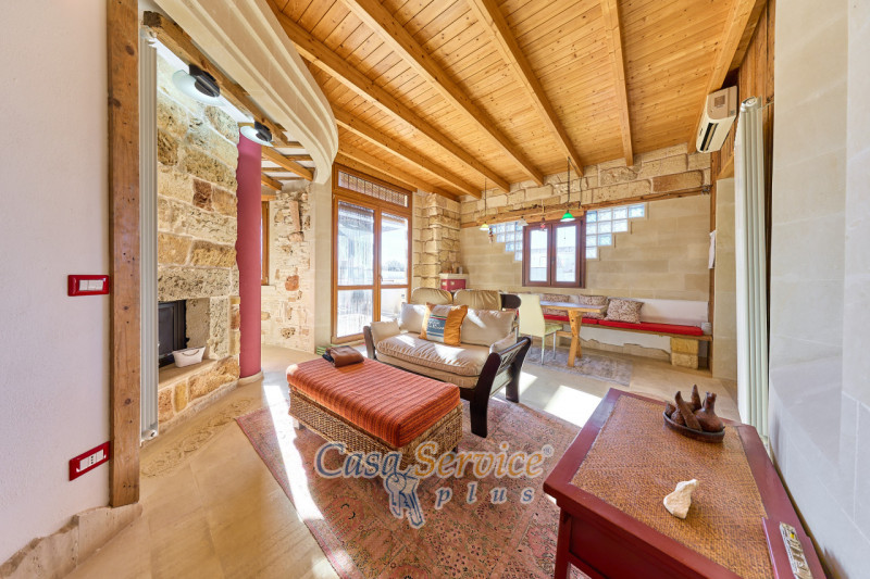 Immagine 1 di Attico in vendita  in Via Vespucci a Galatone