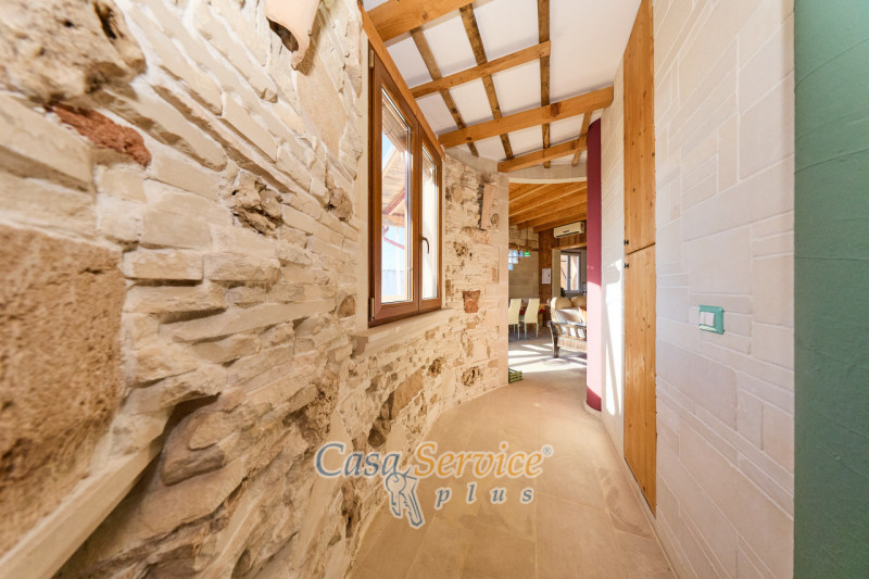 Immagine 15 di Attico in vendita  in Via Vespucci a Galatone