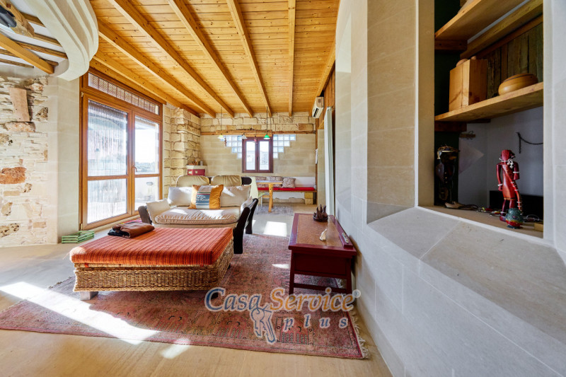 Immagine 29 di Attico in vendita  in Via Vespucci a Galatone