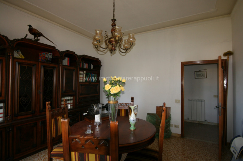 Immagine 2 di Casa indipendente in vendita  a Asciano